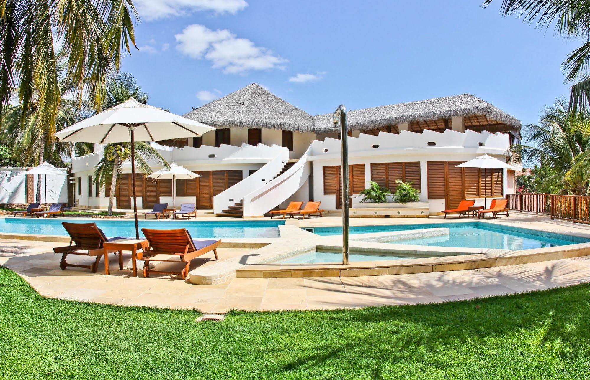 Hotel&Pousada Tatajuba Canoa Quebrada Bagian luar foto